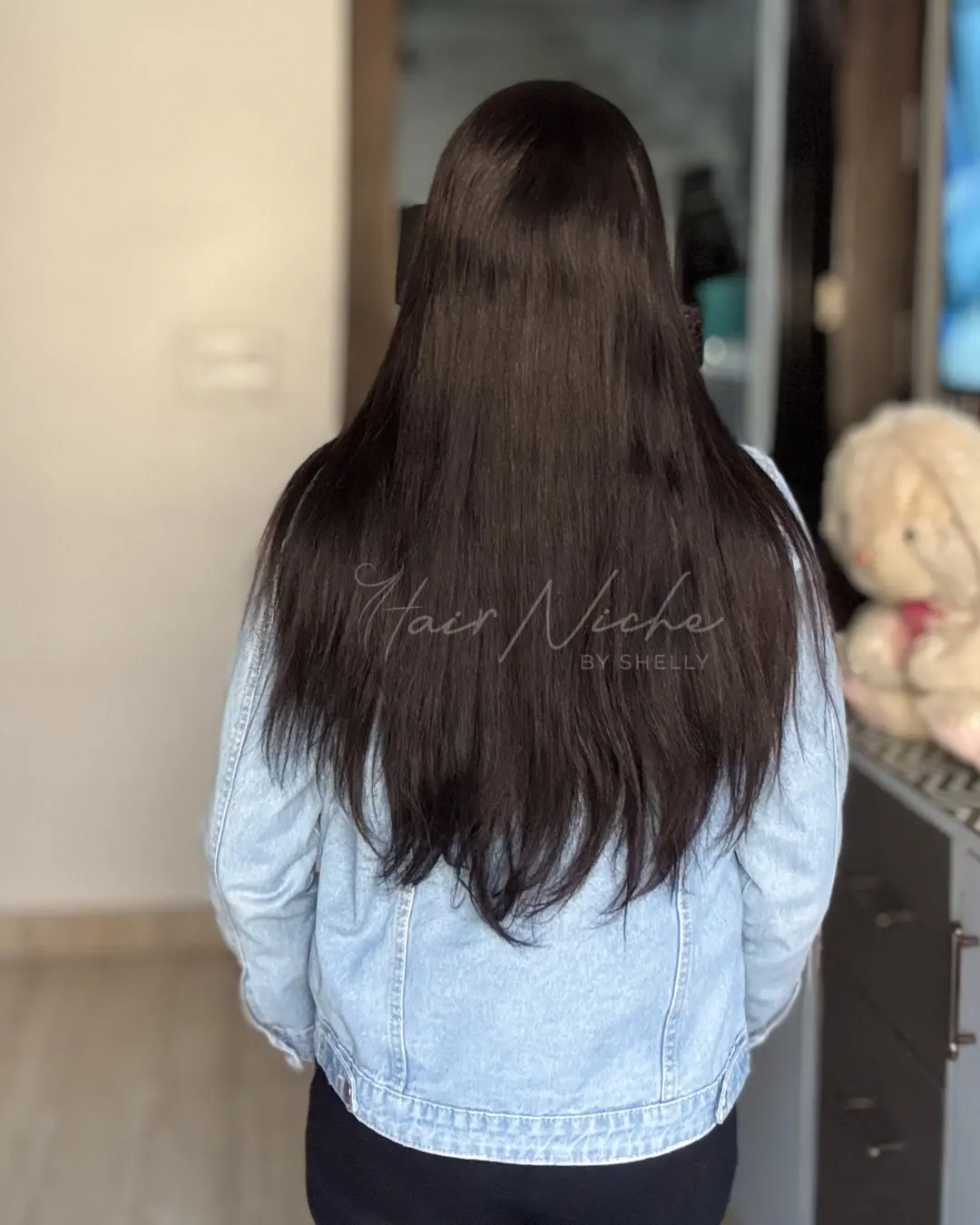 Seamless Front Hairline Wig (24 Inches)